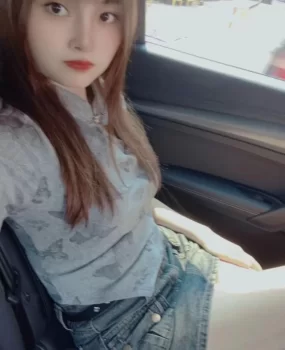 昆明盘龙区00后妹妹个人