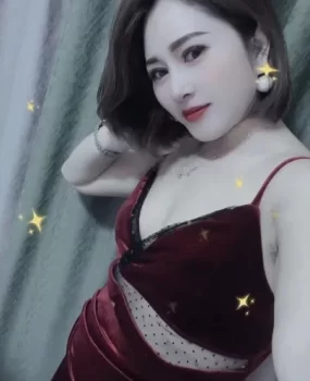 夫子庙新人苗苗