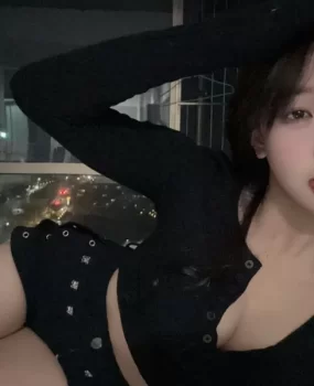 03年纯欲白虎，下海不久