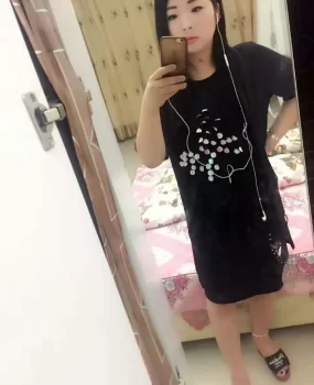 红玫瑰足浴
