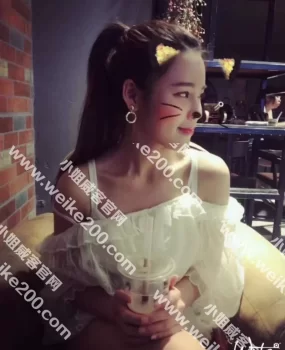 龙湖区颜值在线身材好伊雪儿