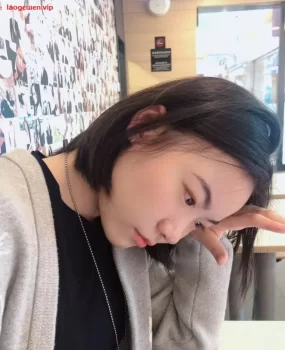 极品～清纯美女兼职上门