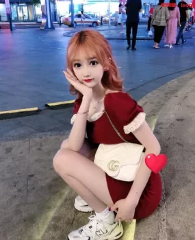 深圳极品身材大屁股美女，妹子腰细屁股大还很耐操，真是个大极品